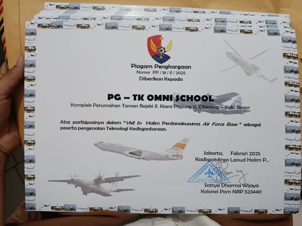 PG/TK Omnischool dapat Sertifikat khusus